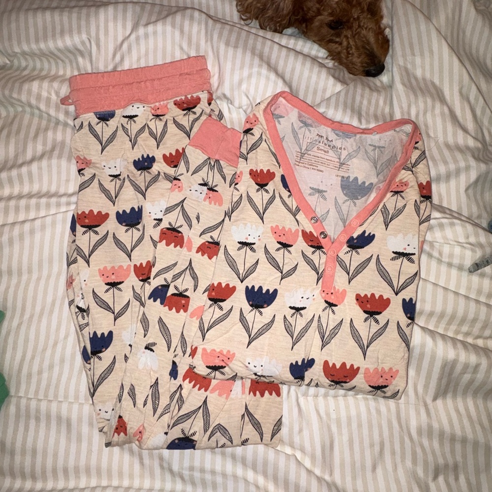 Little Sleepies women’s pajama set Small flower print